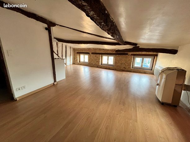 Studio 1 pièce 14 m²