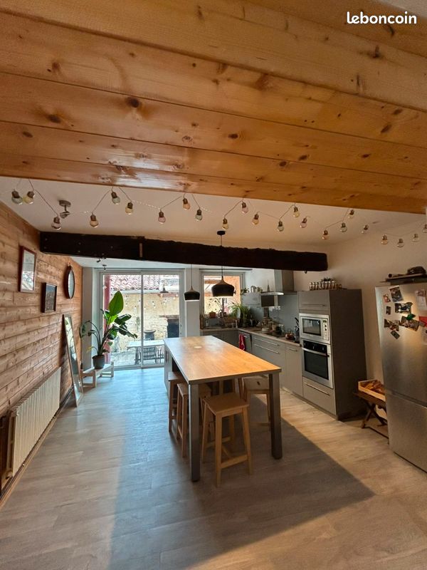 Maison 5 pièces 160 m² · à Vic-Fezensac · 160 m² · 175 000 €