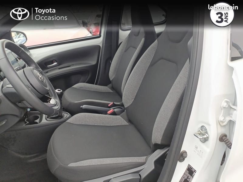 Toyota Aygo X 1.0 VVT-i 72ch Dynamic MY23 (image 11)