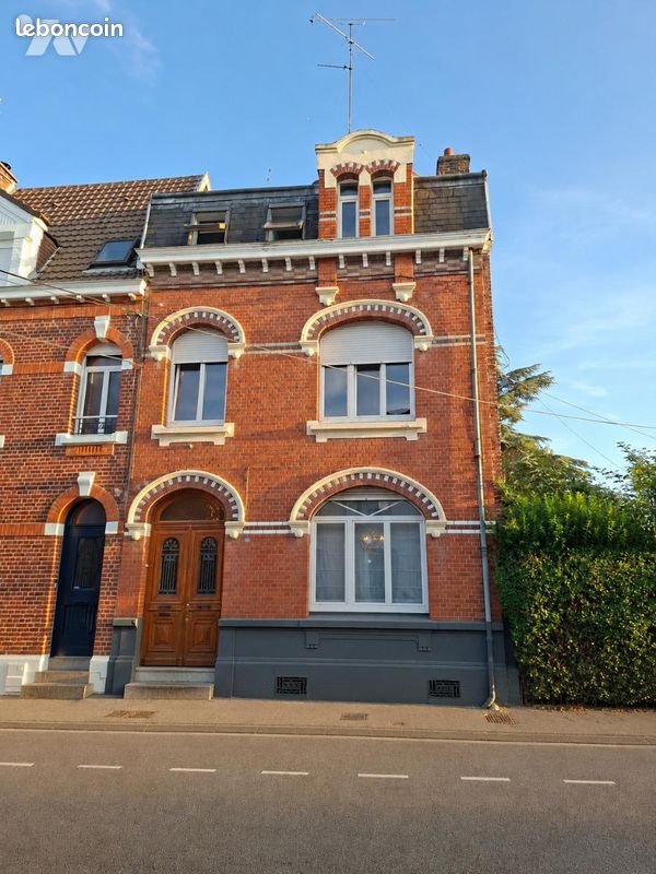 Maison 9 pièces 150 m² · à Valenciennes · 150 m² · 310 000 €