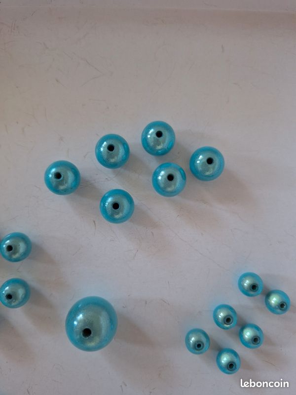 Lot de perles bleu turquoise neuves (image 2)