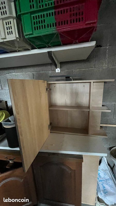 Meuble miroir, salle de bain (image 1)