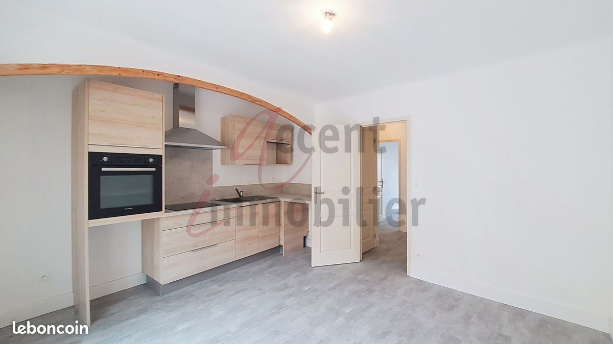 Appartement 2 pièces 40 m² · à Noves · 40 m² · 650 €