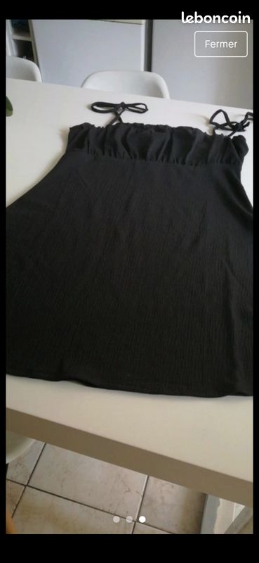 Robe noir t 36 très habillé à bretelle (image 1)