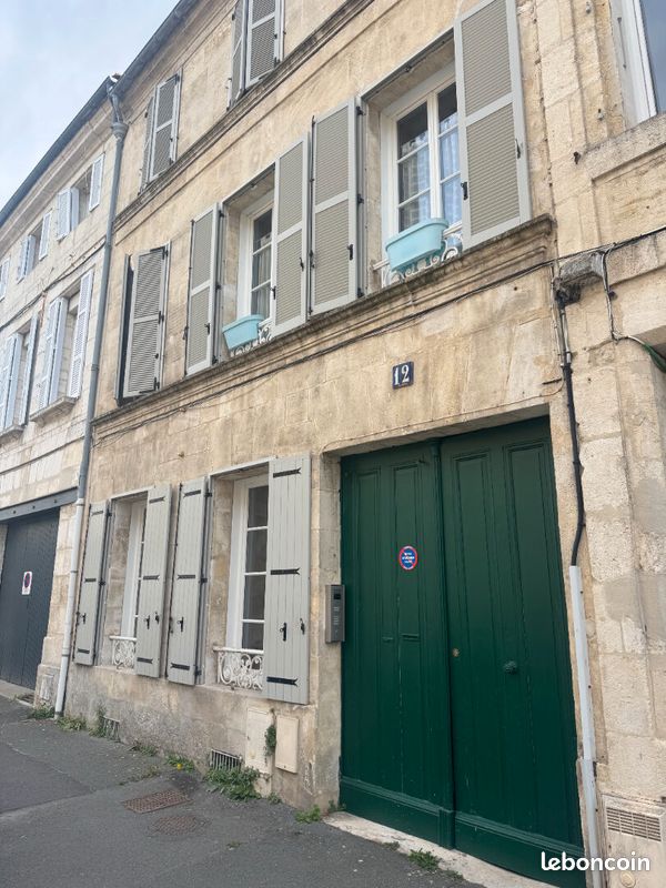 Appartement 1 pièce 18 m² · à Rochefort · 18 m² · 69 900 €