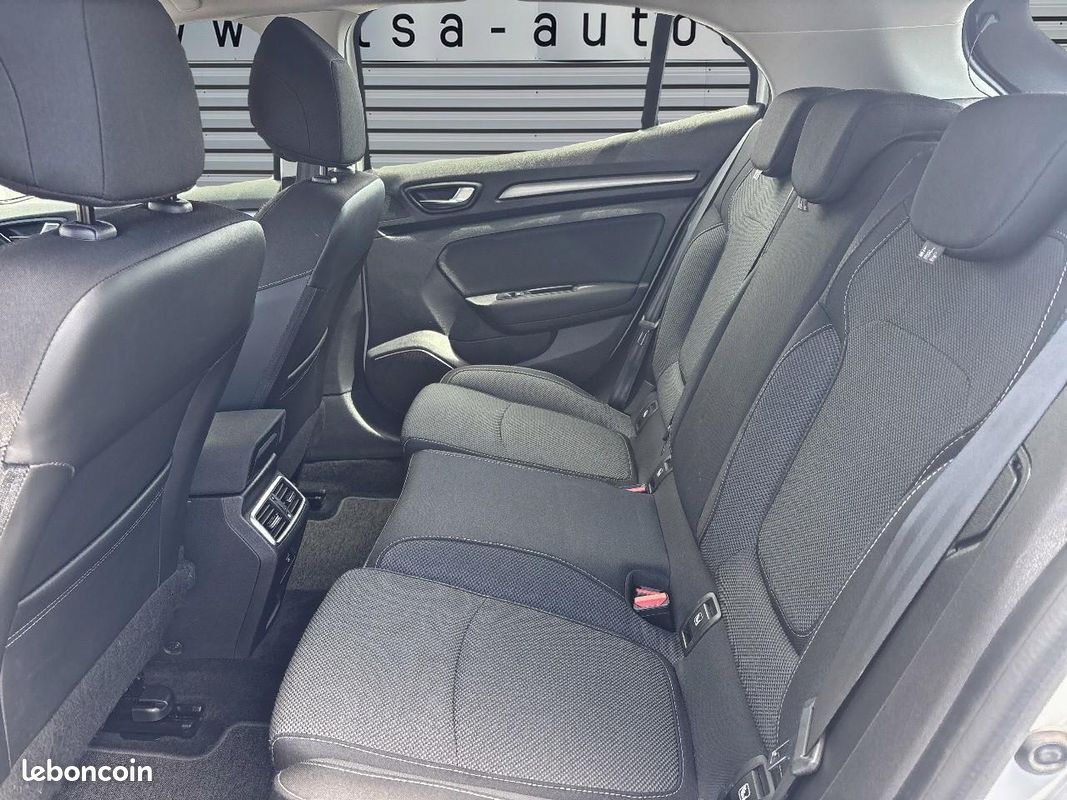 RENAULT MEGANE IV 1.5 Blue dCi 115 BERLINE Evolution PHASE 2 (image 20)