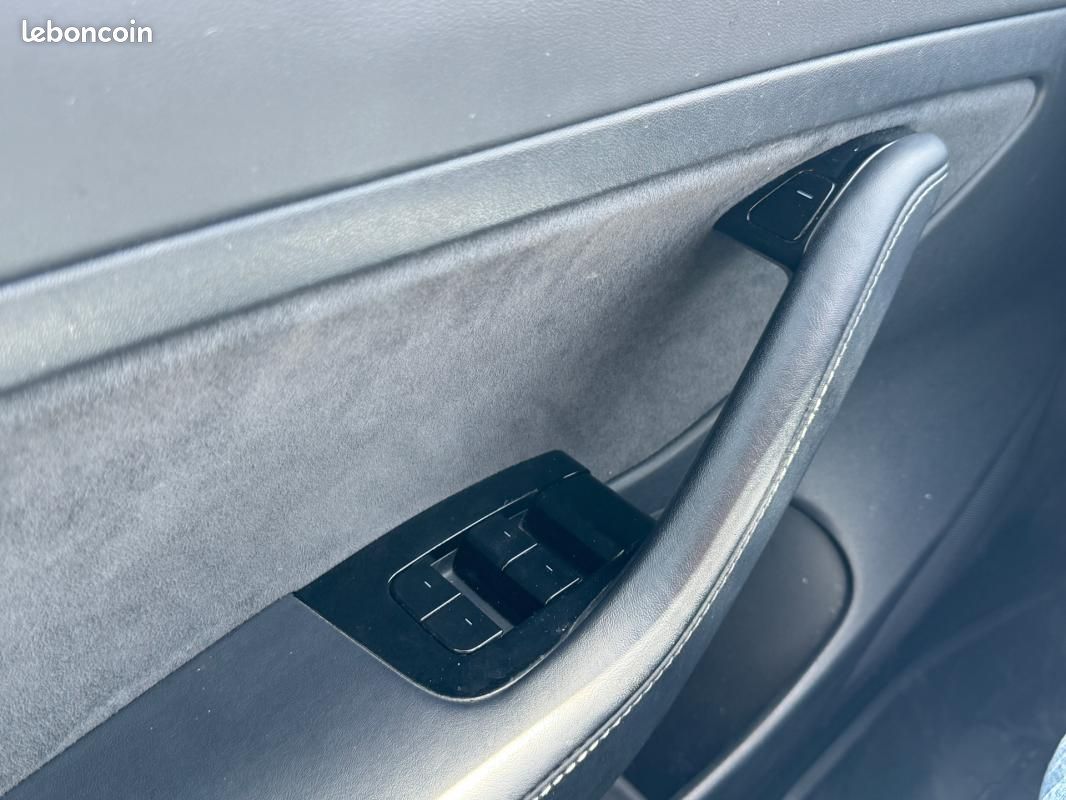 Tesla Model 3 Standard Range Plus RWD (image 24)