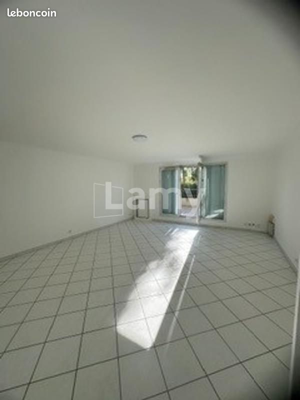 Appartement 3 pièces 82 m² · à Deuil-la-Barre · 82 m² · 1 145 €/mois