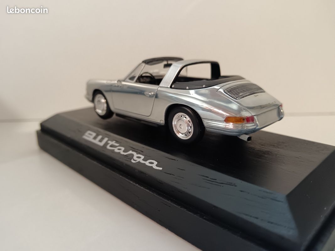 Porsche 911 1974 minichamps chrome 1/43 edition limitée PORSCHE 2000 ex