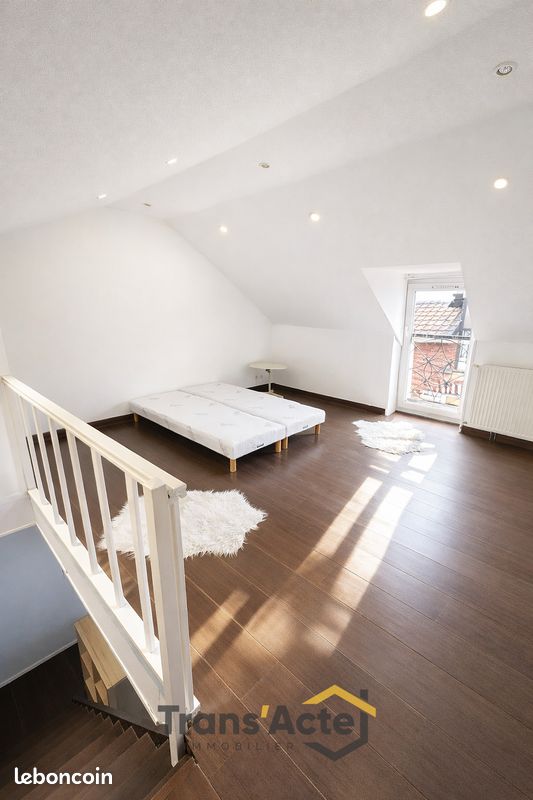 Immeuble 62 m² Lille (image 2)