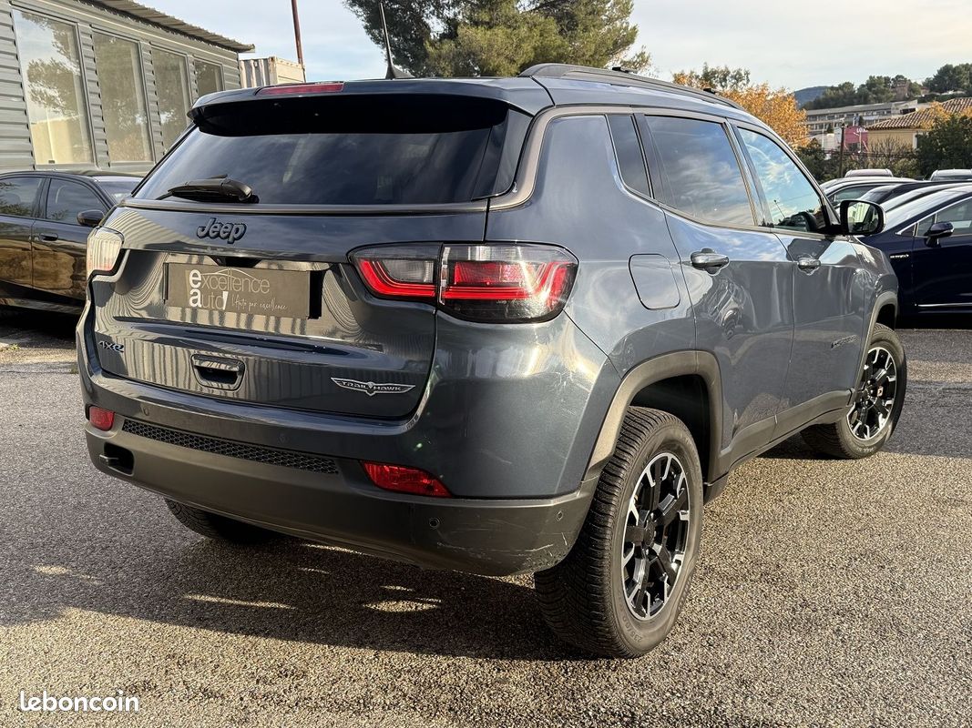 Jeep COMPASS 1.3 GSE T4 240CH TRAILHAWK 4XE PHEV AT6 (image 4)