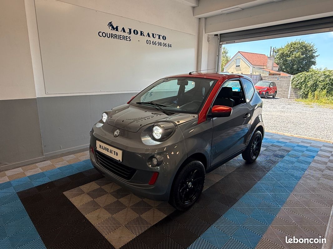 AIXAM eMinauto Chic – 968 km seulement – 100 % électrique – 1re main (image 1)