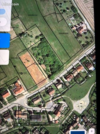 Terrain de 3200 M2 SOUVIGNY