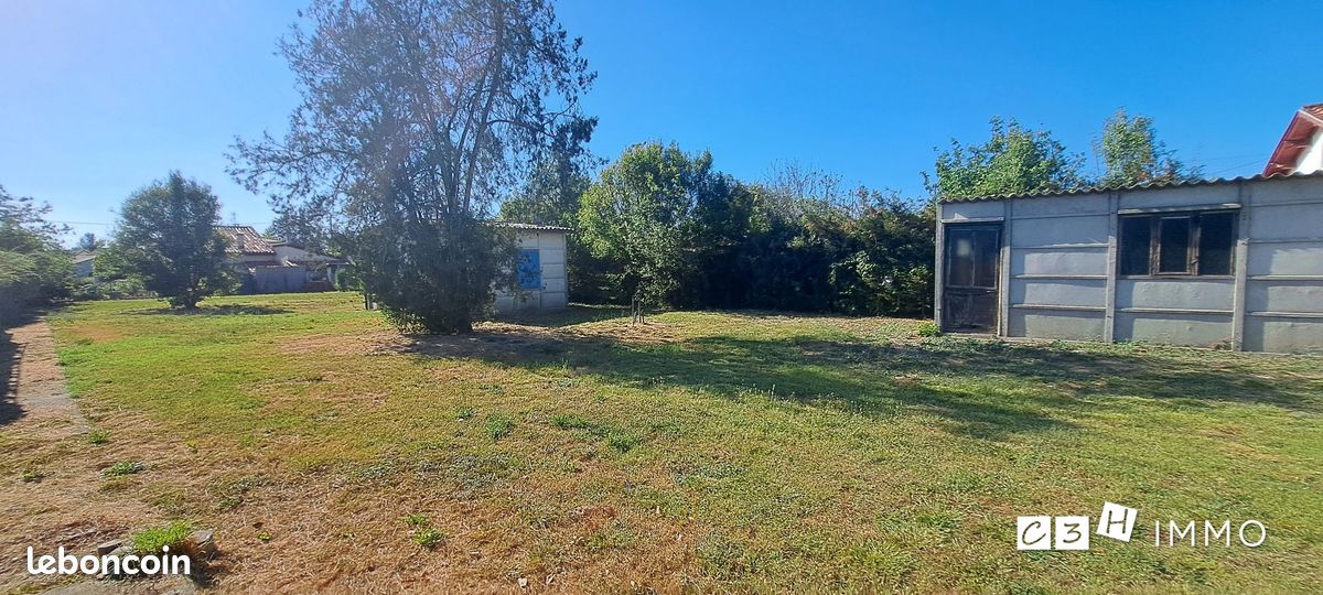 Terrain 982 m² · à Le Fauga · 982 m² · 108 000 €