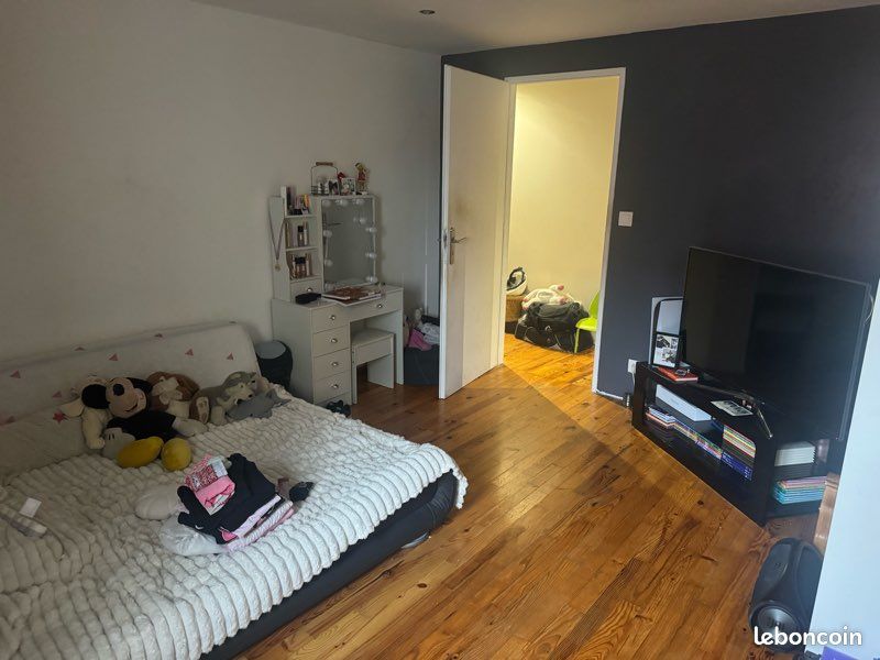 Maison 6 pièces 132 m² · à Unieux · 132 m² · 185 000 €