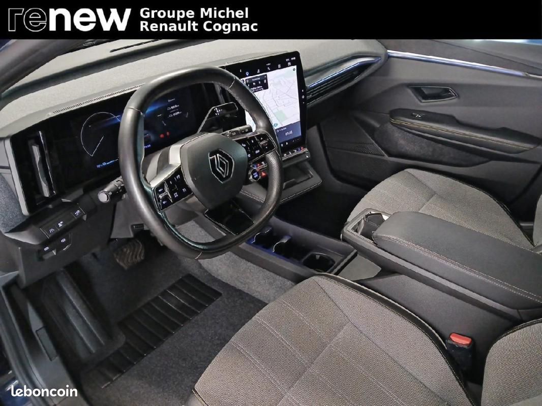 Renault Mégane E-TECH EV40 130ch standard charge Techno (image 14)