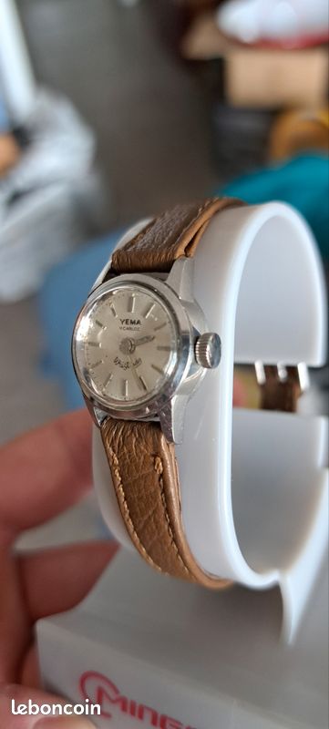 BELLE MONTRE HOMME YEMA mécanique Acier vintage fonctionne + Boîte EUR 148,50 - FR