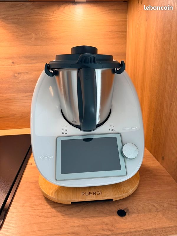 Thermomix TM6 Vorwerk excellent état + accessoires + sac + facture (image 1)