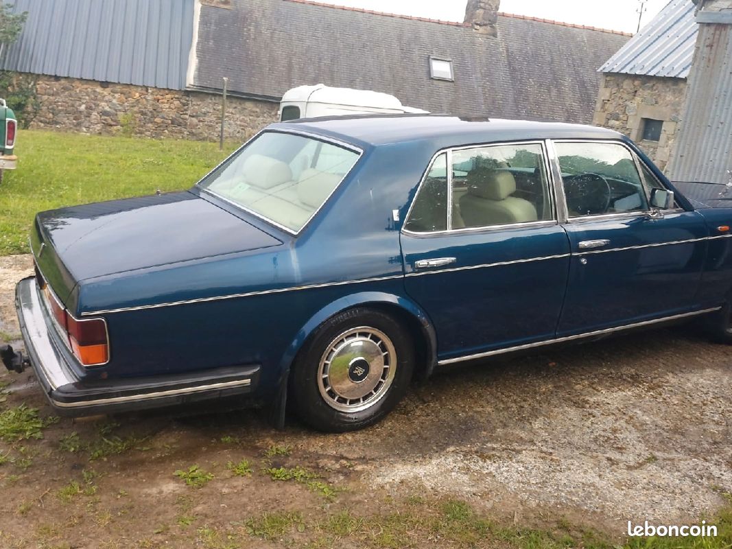 Rolls Royce Silver Spirit 1988 en pièces détachées (image 2)