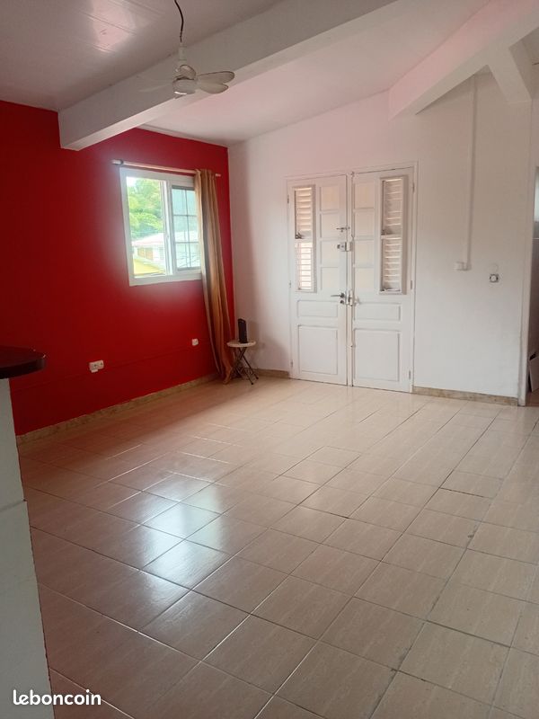 Appartement 3 pièces 55 m² · à Les Trois-Îlets · 55 m² · 1 050 €