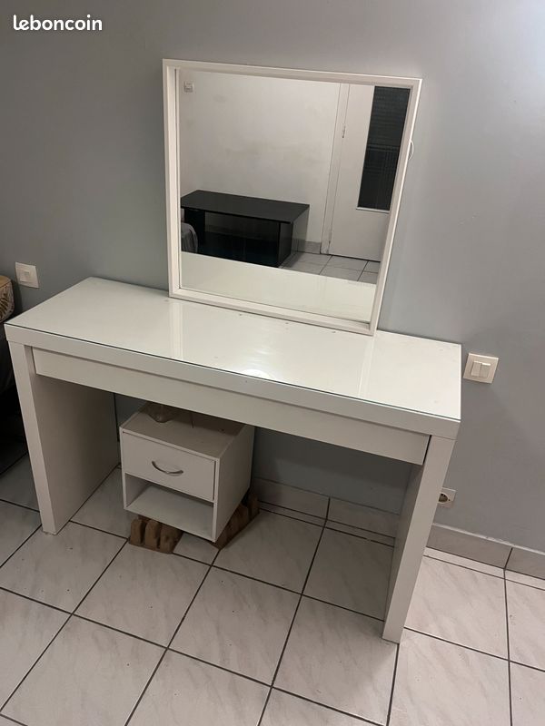 Coiffeuse avec miroir (image 2)