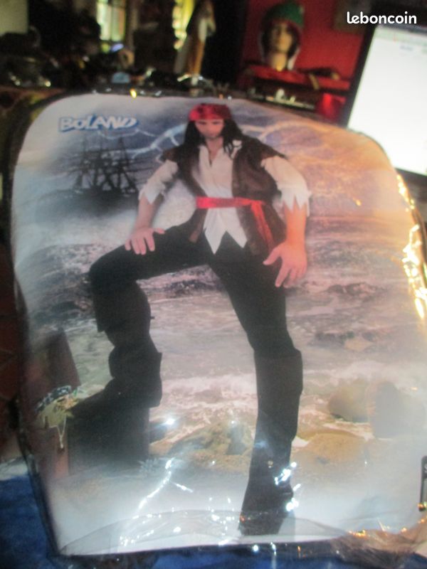 Tenue pirate medievalt 54/56 (image 3)