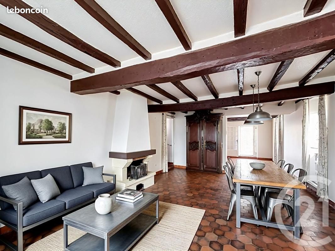 Maison 8 pièces 180 m² · à Lavaur · 180 m² · 167 500 €