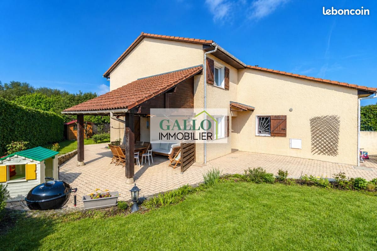 Maison 4 pièces 101 m² · à Vaulx-Milieu · 101 m² · 319 000 €
