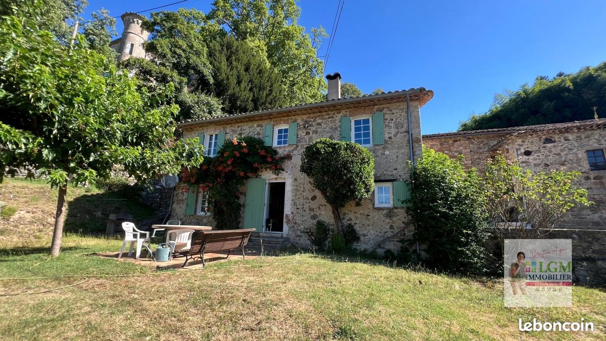 Maison 4 pièces 124 m² · à Lasalle · 124 m² · 80 000 €