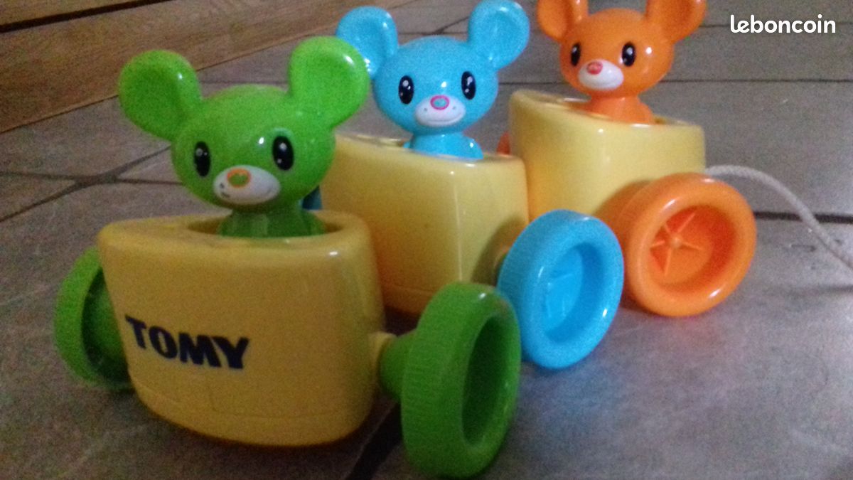 La parade de souris jouet à tirer Tomy (image 2)