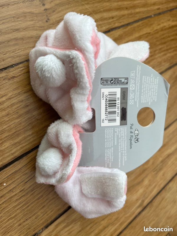 Chaussons neufs bébé fille 0-6M (image 2)
