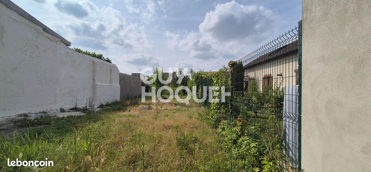 Terrain Reims · 145 000 €