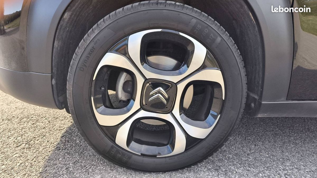 Citroën C3 Aircross 1.2 PureTech 110 EAT6 Shine (image 18)