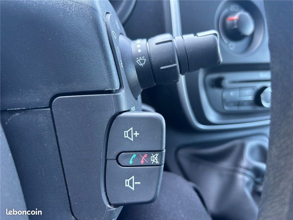 Renault Kangoo BLUE DCI 95 Business (image 28)