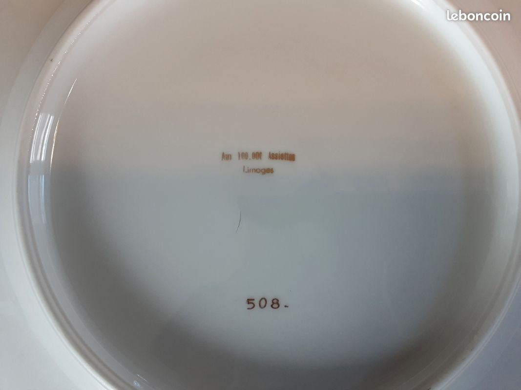 Service dessert porcelaine de Limoges, un plat de service 27cm et 8 assiettes à dessert 18 cm très finement décorées (image 6)