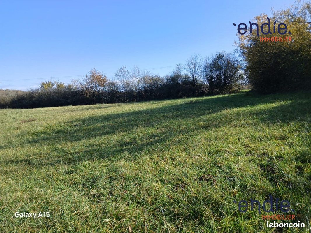 Terrain 1264 m² · à Sainte-Colombe · 1 264 m² · 26 500 €