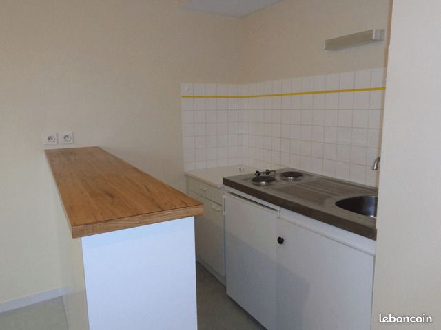 Appartement 1 pièce 25 m² - Poitiers 86000 (image principale 1)