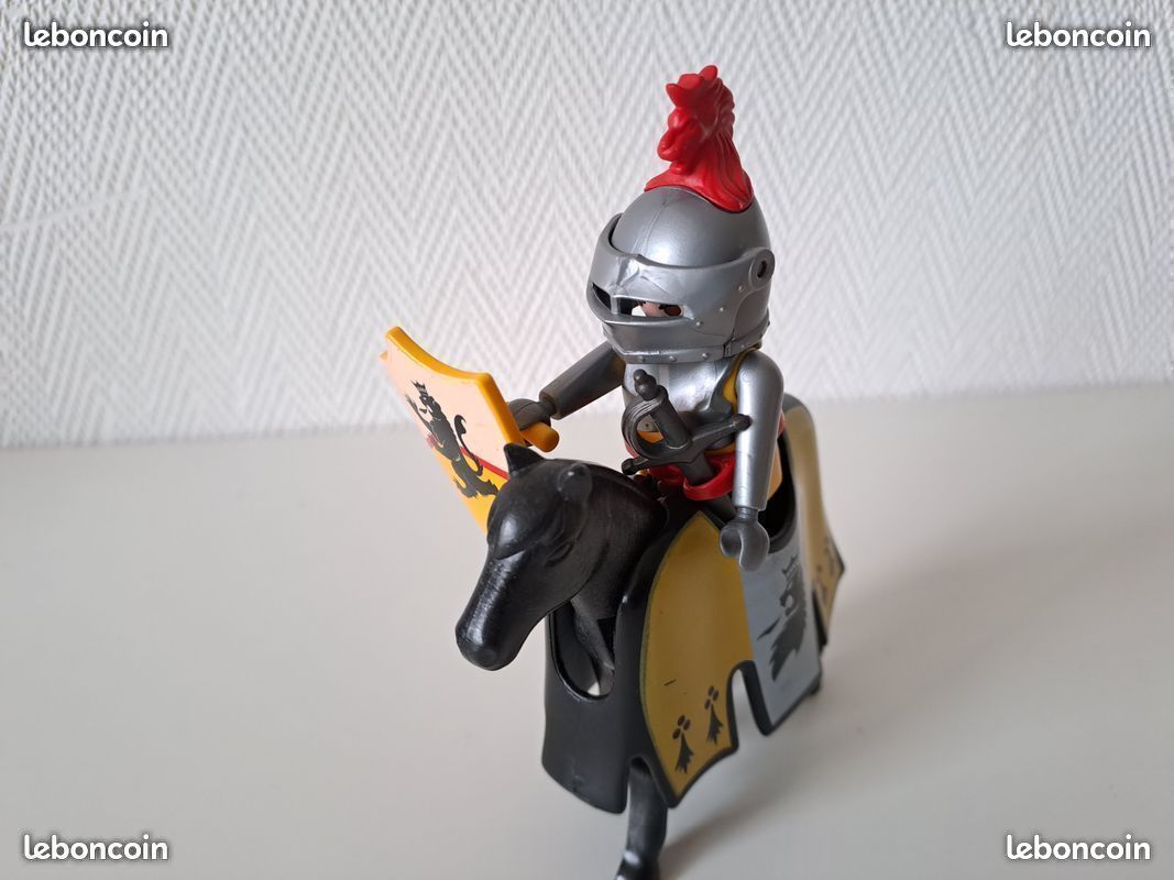 Playmobil Divers 71604 - L'anniversaire Du Chevalier (Spécial 50 Ans) pas cher