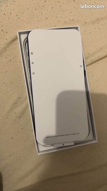 IPhone 15 (image 3)
