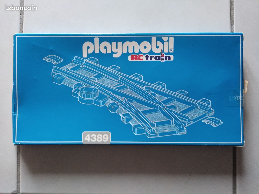 4389 PLAYMOBIL TRAIN RC : Aiguillage embranchement droit (V.2 de 1988..) (image 1)