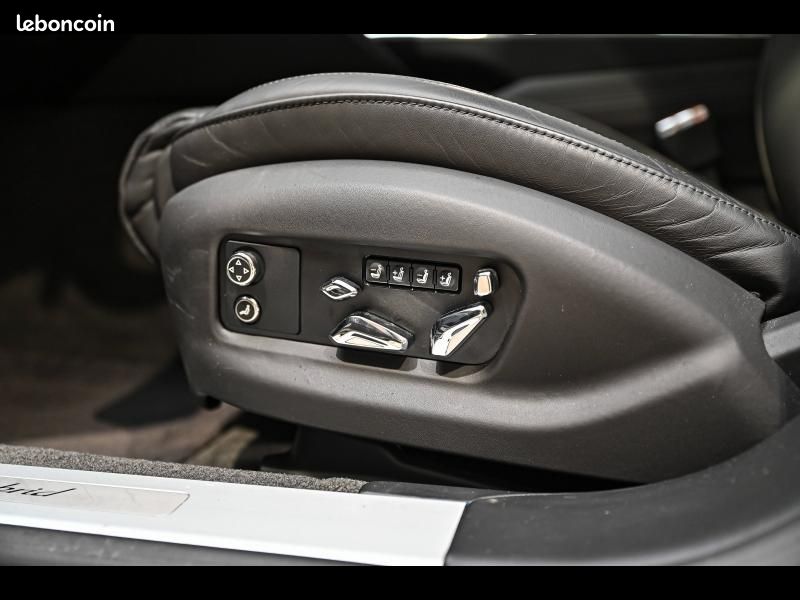 Bentley Flying Spur V6 3.0 HYBRID (image 34)
