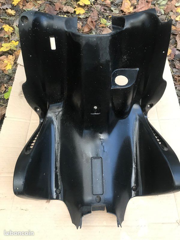 Tablier Avant Imitation Carbone Pour MBK Nitro / Yamaha Aerox - Pièce Tuning TNT Tuning Neuve