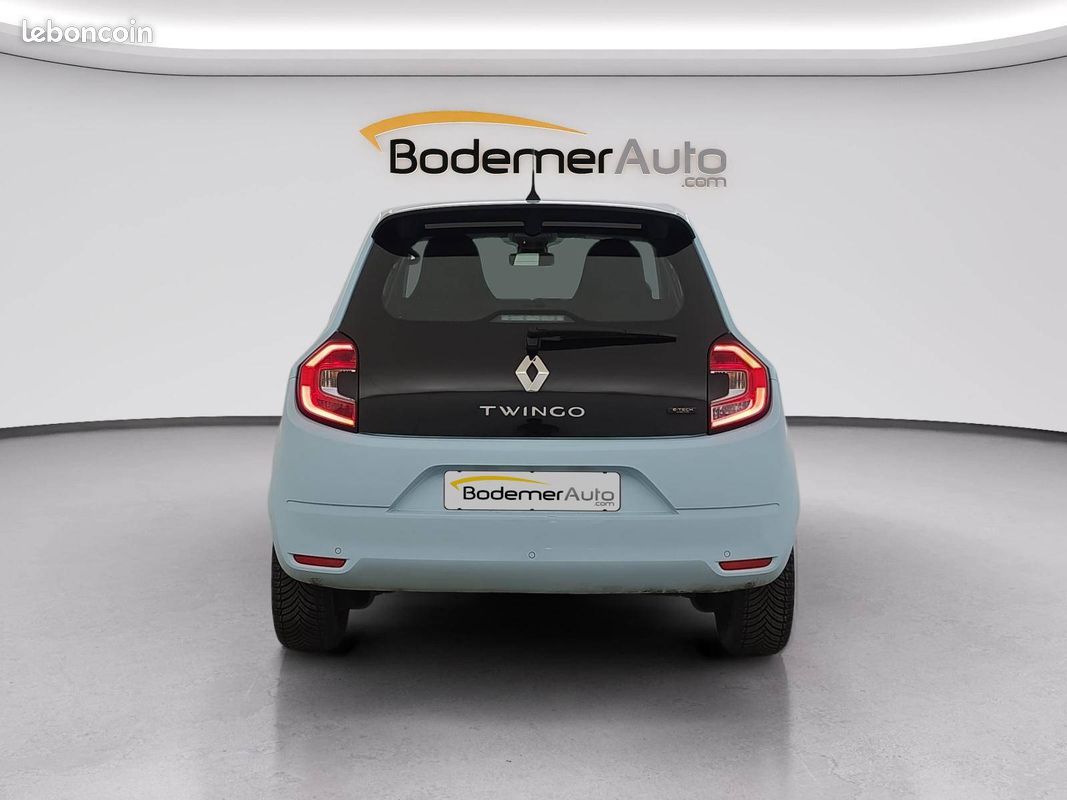RENAULT Twingo III E-Tech Equilibre (image 4)