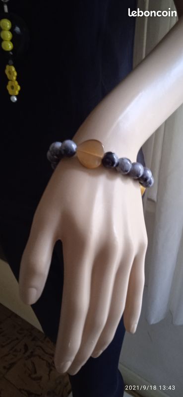 Bracelet (image 10)