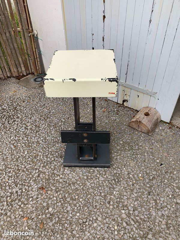 Tabourets (image 1)