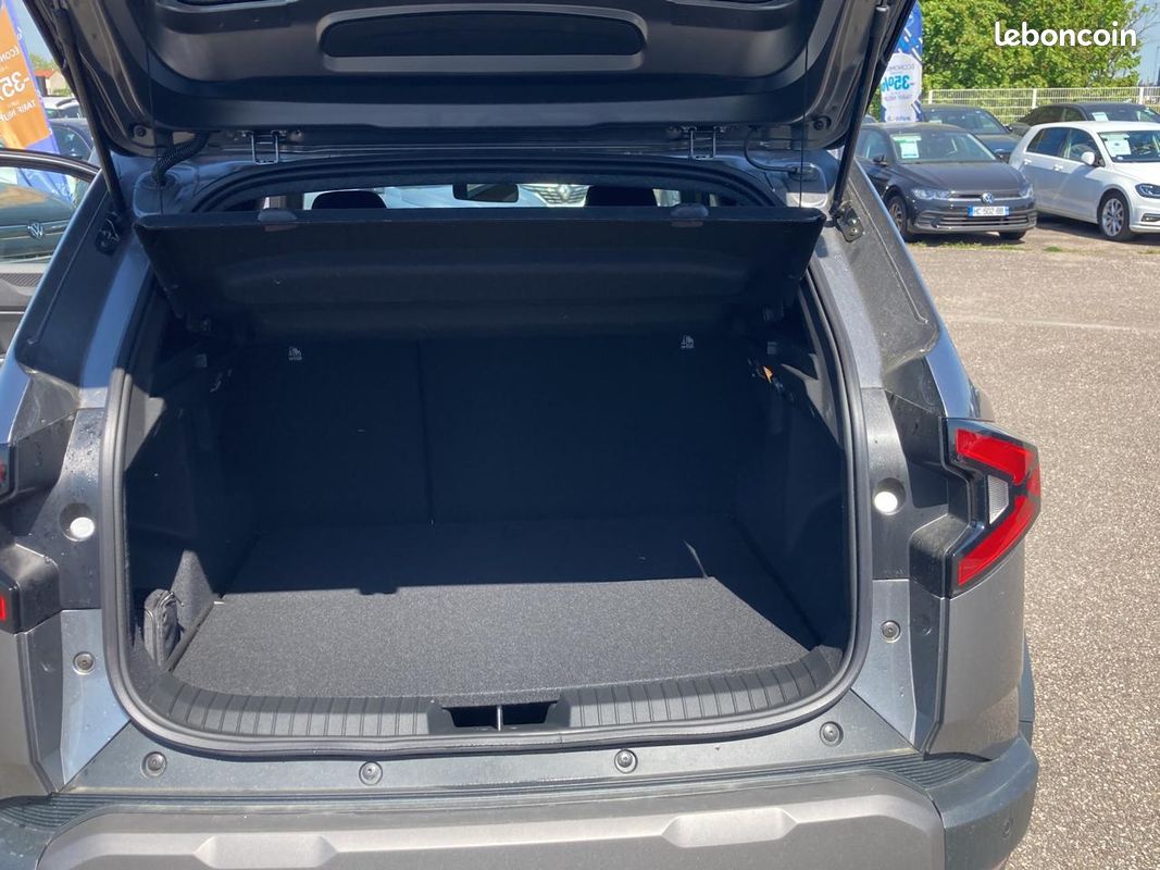 DACIA DUSTER 1.2 mild hybrid 140 journey (image 31)