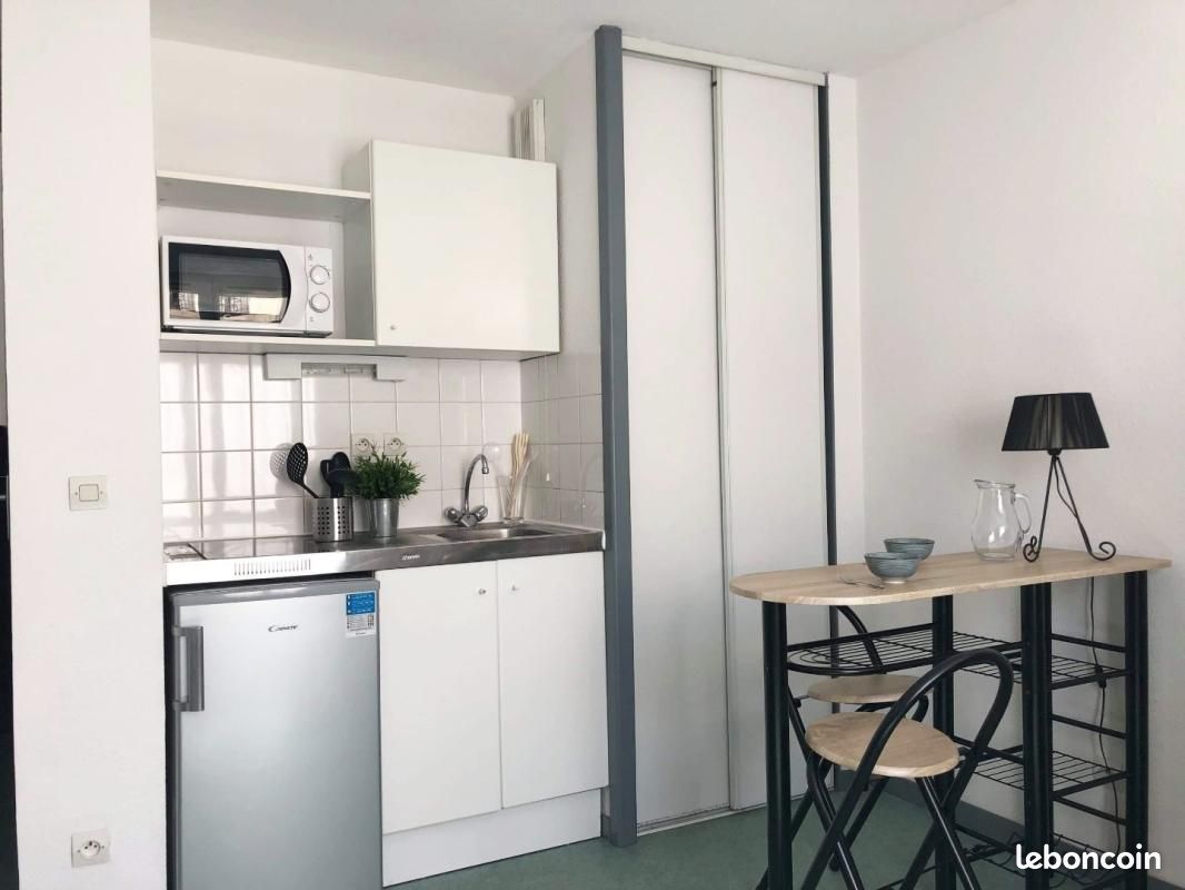 Appartement 1 pièce 17 m² · à Saint-Étienne · 17 m² · 358 €