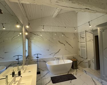 Maison 1 980 000 € - 503 m²