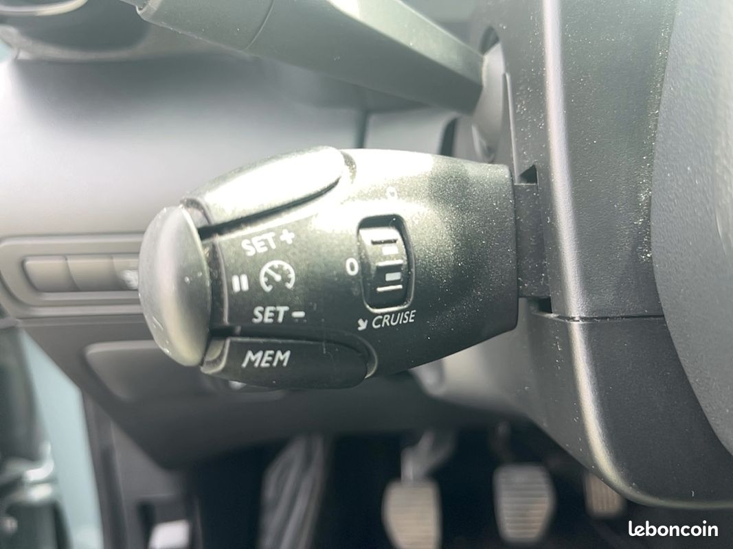 Citroën C3 Aircross BlueHDi 110 BVM6 Shine (image 18)