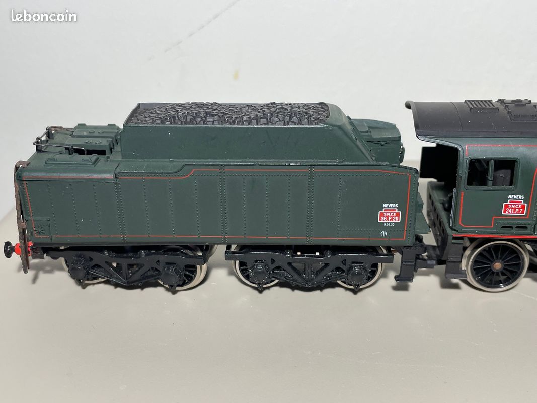 JOUEF - HO : Locomotive SNCF 241 P.7 Nevers et tender SNCF 36 P.20, réf